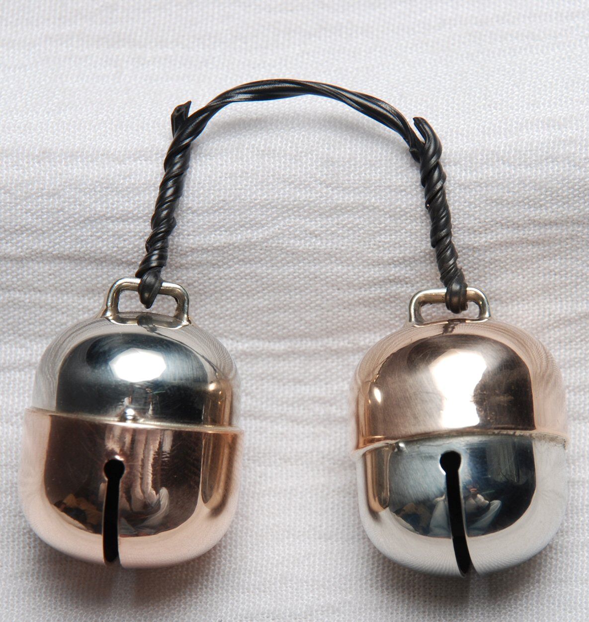 Howe Bells Bells and Bewits – Ian Vance Falconry Equipment